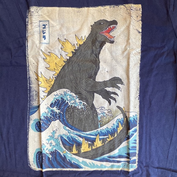 Brand new 100% cotton Godzilla T-shirt - Medium - Picture 3 of 3